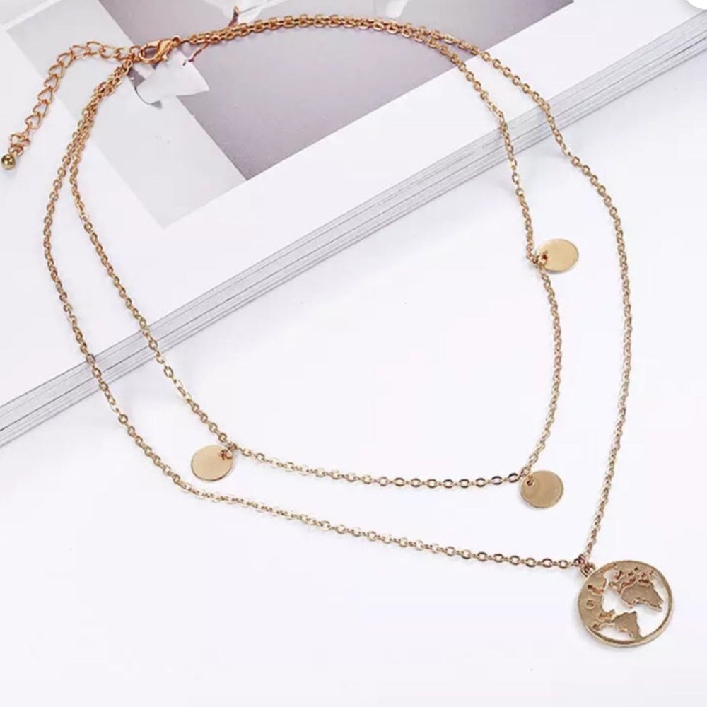 Gold multilayered round earth necklace